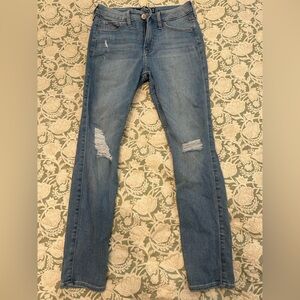 Hollister Women's Light Blue Distressed Skinny Jeans